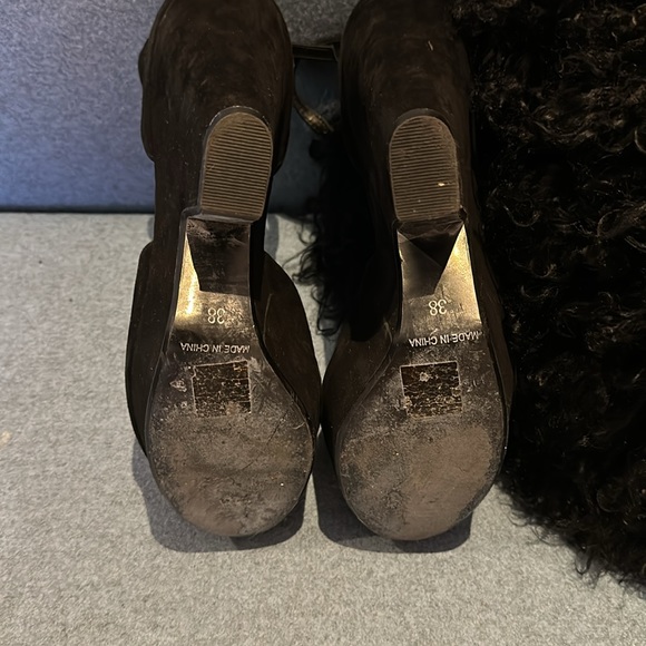 AUTHENTIC Reiss platform black suede sandals, size 38 (8) - Picture 5 of 6